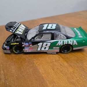 Action Performance Jason Leffler 18 MBNA 2000 Pontiac Grand Prix Diecast Car